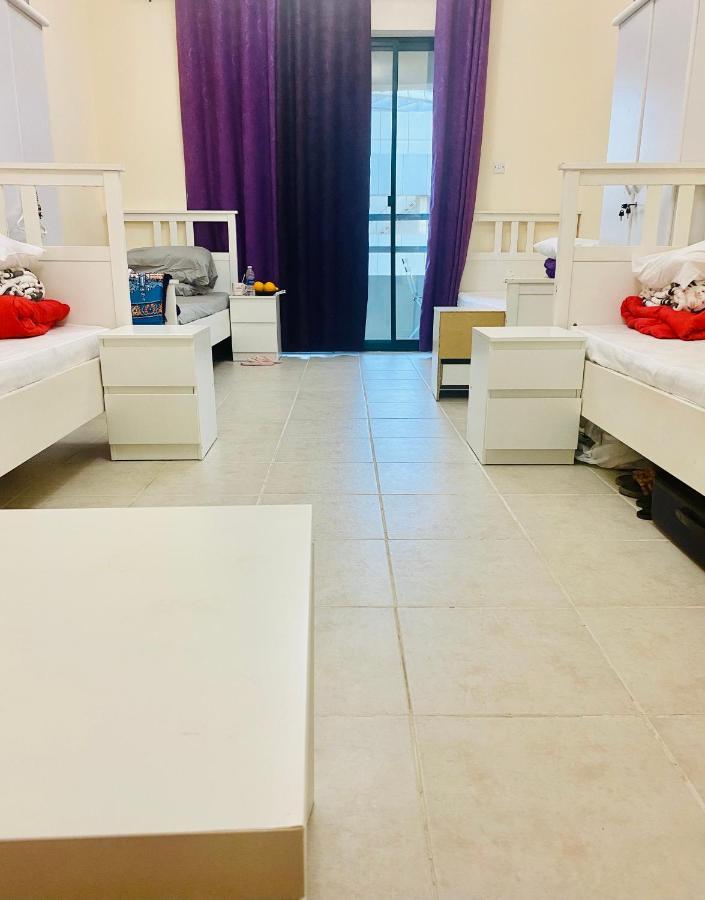 Nash Guest House Females Only Dubai Ngoại thất bức ảnh