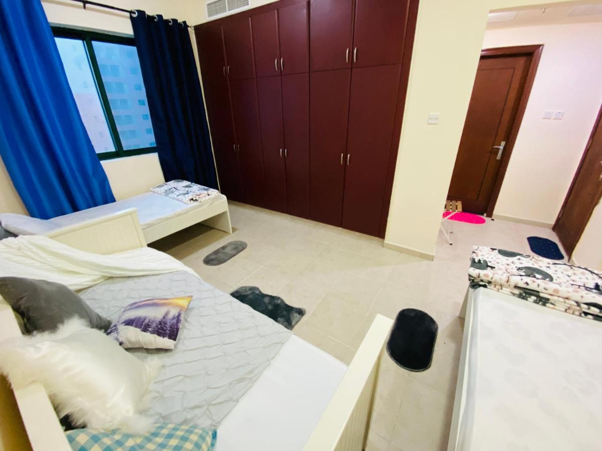 Nash Guest House Females Only Dubai Ngoại thất bức ảnh