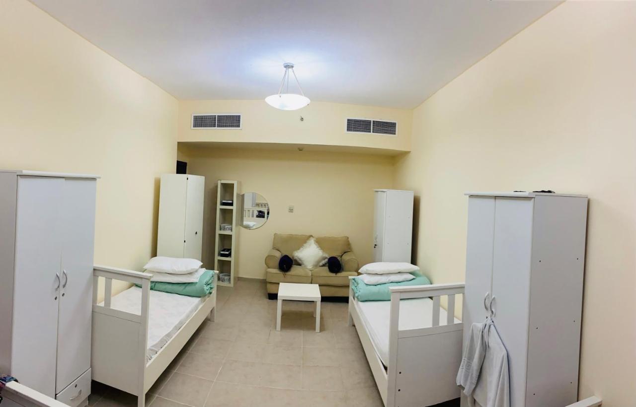 Nash Guest House Females Only Dubai Ngoại thất bức ảnh