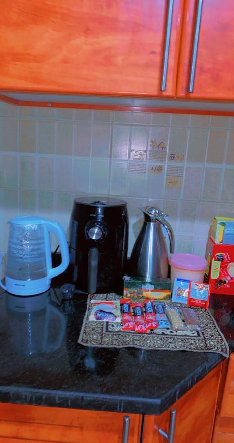 Nash Guest House Females Only Dubai Ngoại thất bức ảnh